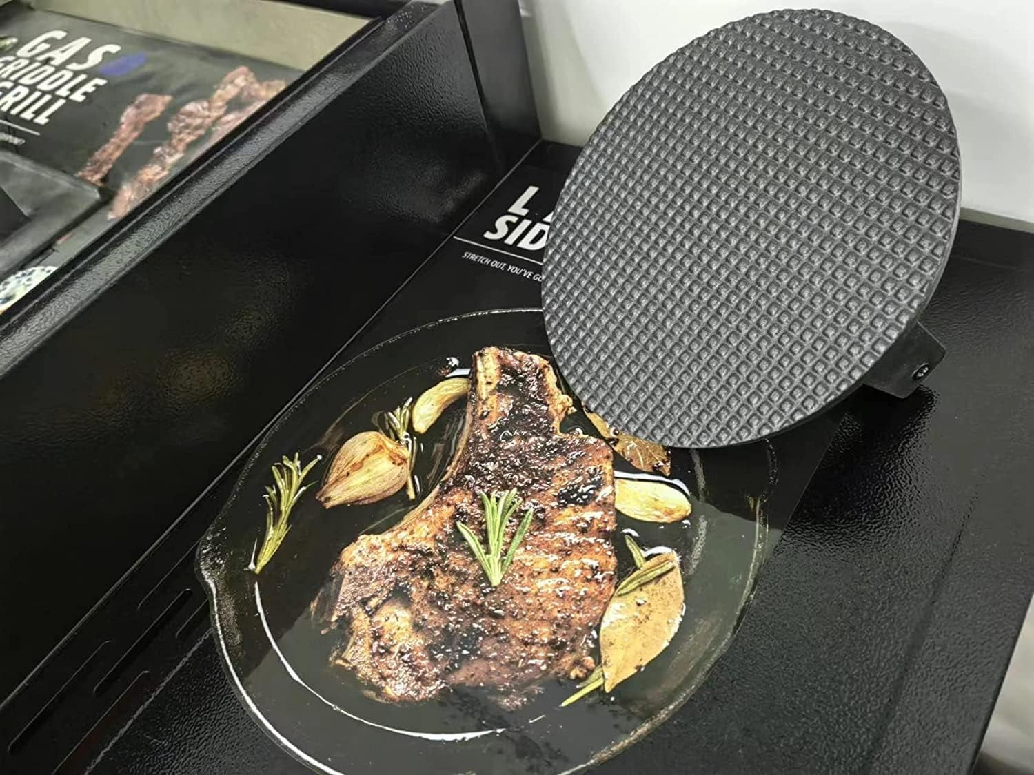 Burger Press 7.08" round & 8.3”X4.3”Rectangle Heavy-Duty Cast Iron Smash Meat Steak with Wood Handle for Blackstone Camp Chef Pitboss Weber Treager Griddle Grills (Round & Rectangle)